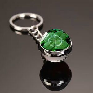 Heart Four 4 Leaf Clover Lucky Keychain Good Luck Charm Irish St Patricks Gift